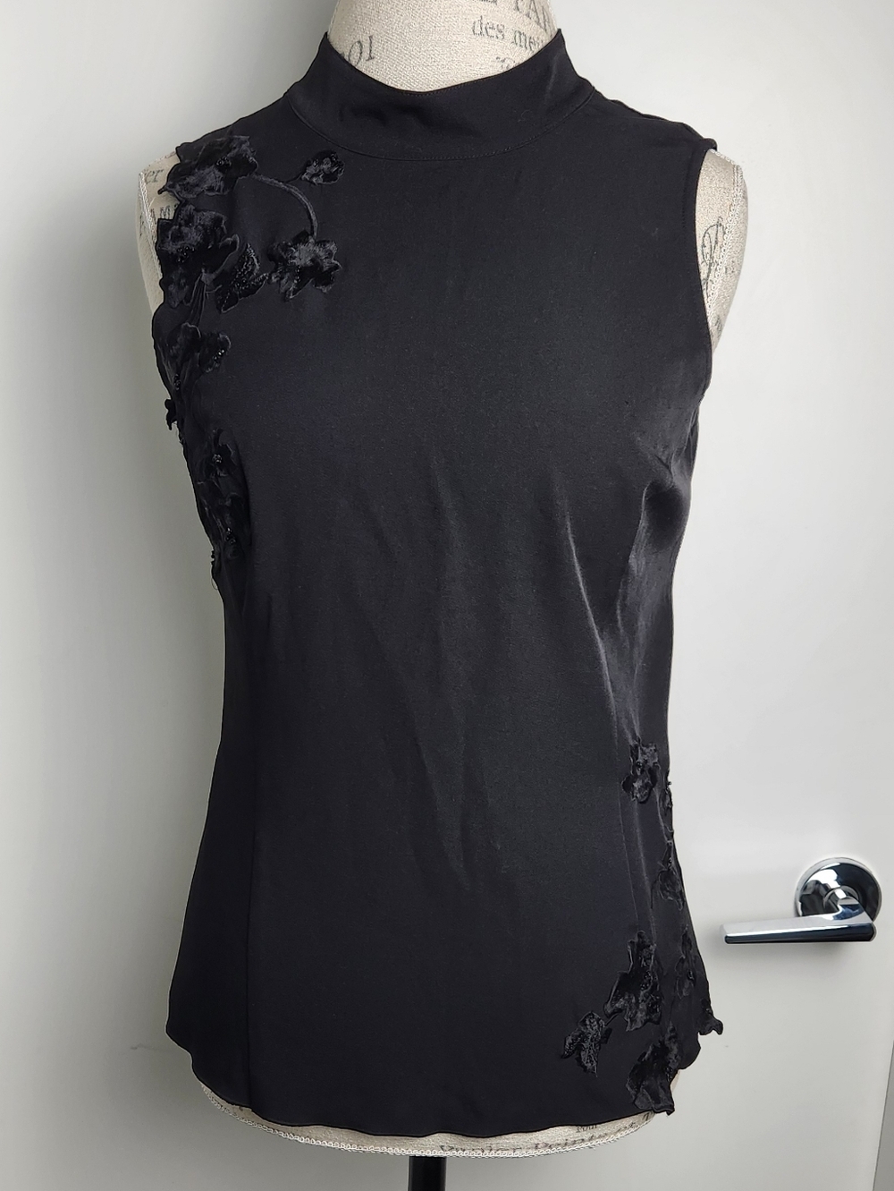 Black Floral Embroidered Sleeveless Top